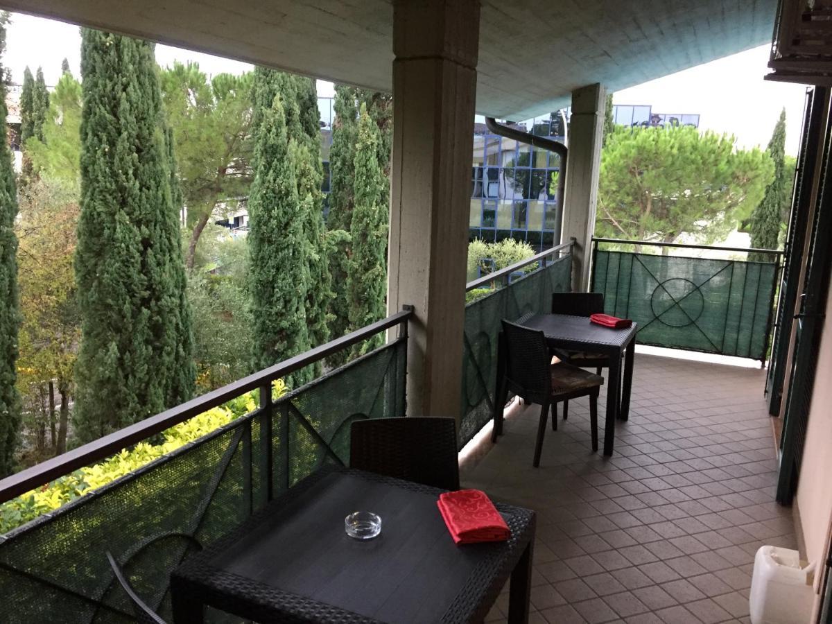 Residence Nuove Terme Сирмионе Экстерьер фото