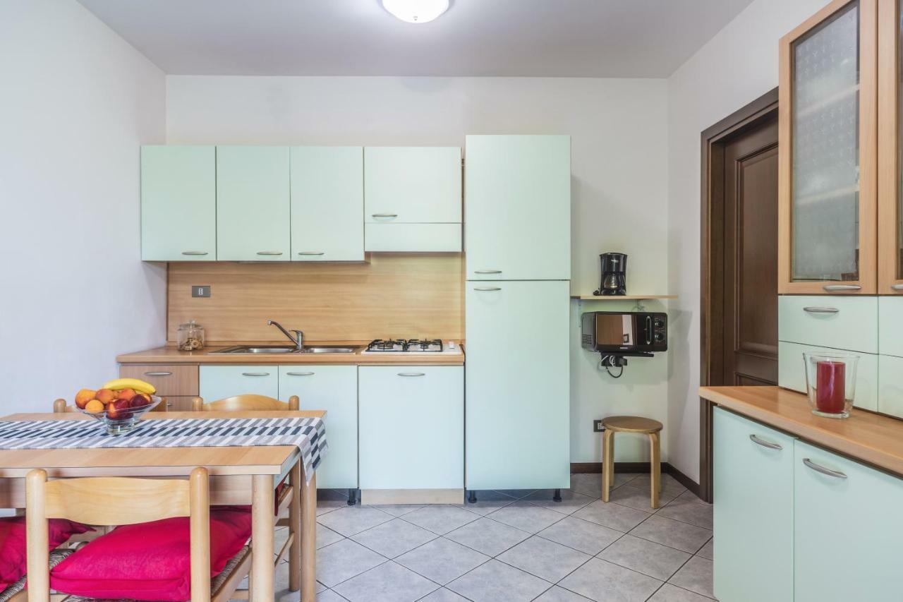 Residence Nuove Terme Сирмионе Экстерьер фото