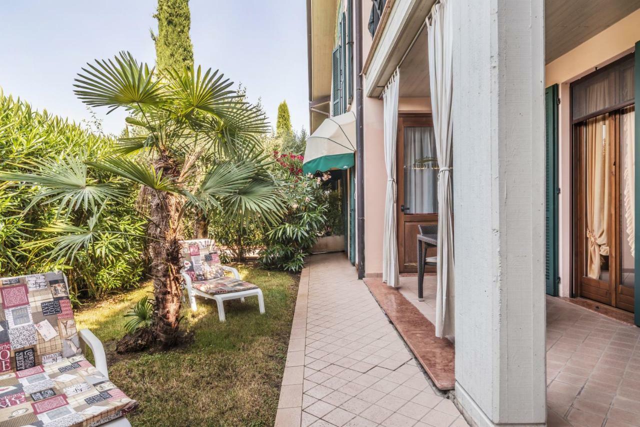 Residence Nuove Terme Сирмионе Экстерьер фото